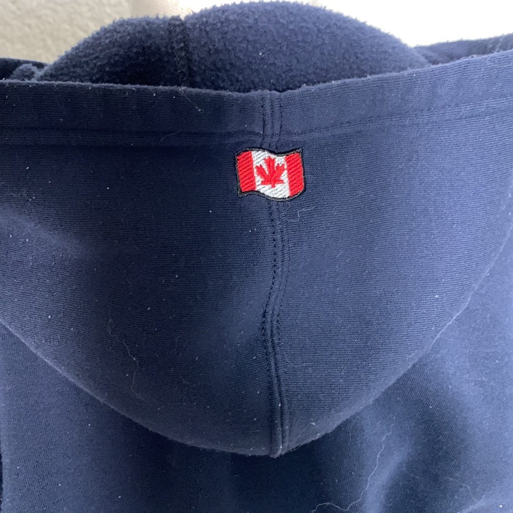 Teepee Canada Navy Hoodie Sweatshirt Unisex Size Small - Picture 4 of 6